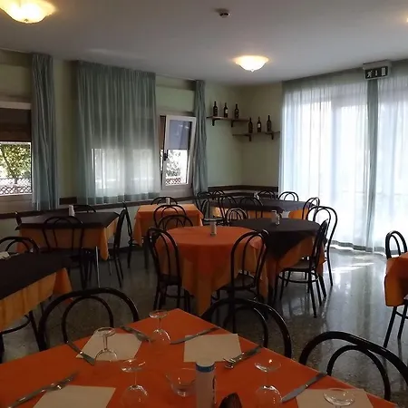 Hotel Annamaria Hotel Cesenatico
